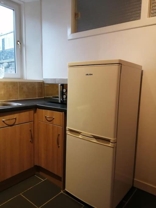 Stylish One Bed Flat With Private Parking Lägenhet Aberdeen Exteriör bild
